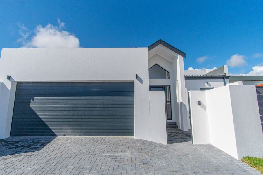 3 Bedroom Property for Sale in Sandown Western Cape